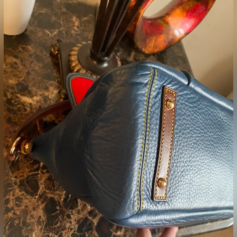Dooney & Bourke - EUC-Samba Denim Blue Pebbled Leather Logo Lock Hobo Bag - Picture 10 of 11